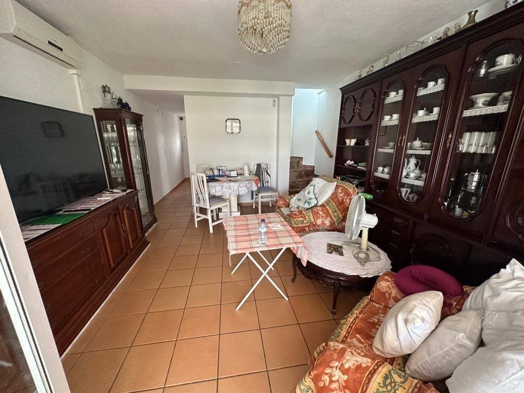 2 soverom Leilighet til salgs i Albir med svømmebasseng garasje - € 312 000 (Ref: 9541150)