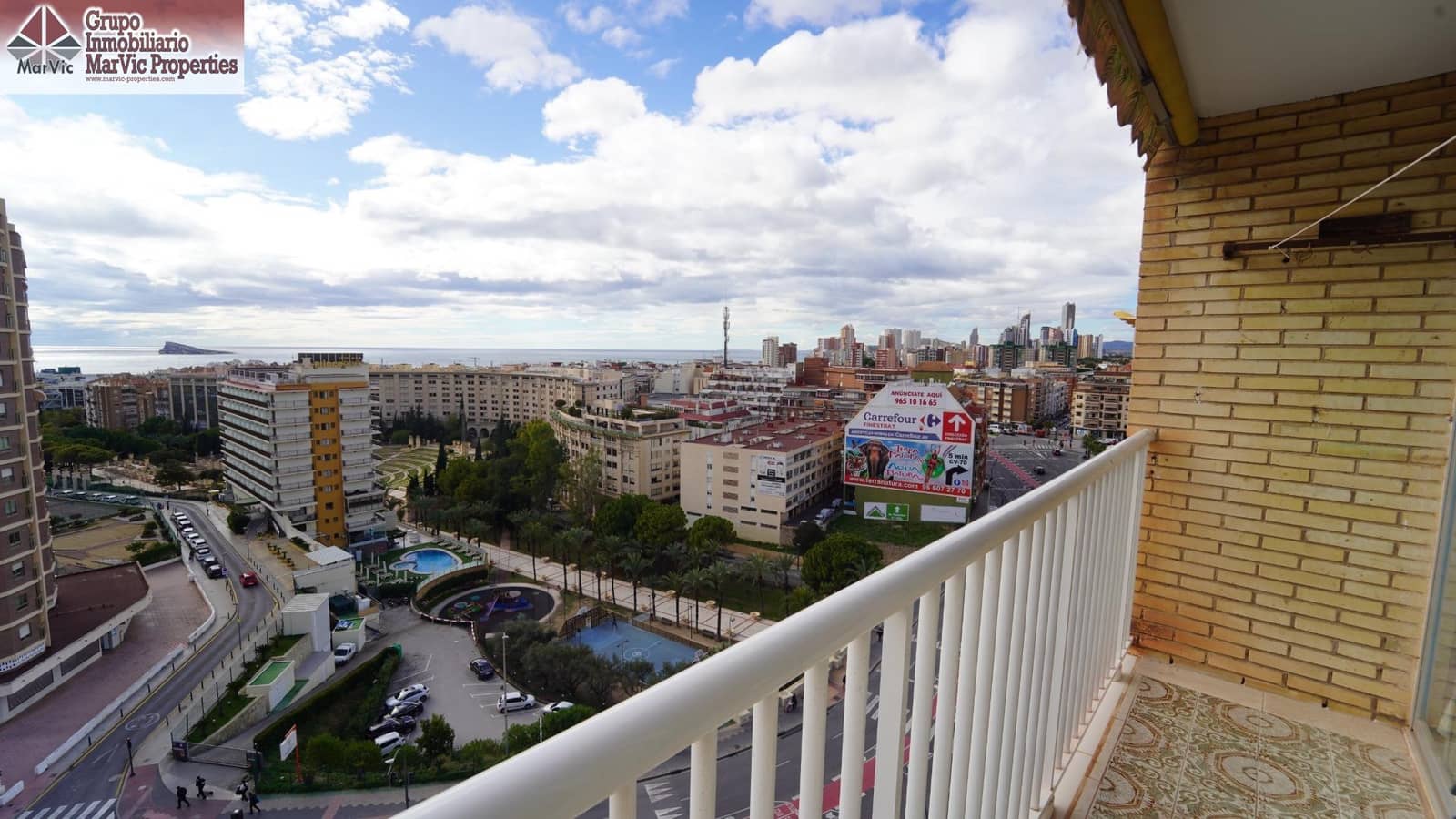 4 sypialnia Mieszkanie na sprzedaż w Benidorm - 275 000 € (Ref: 9541152)
