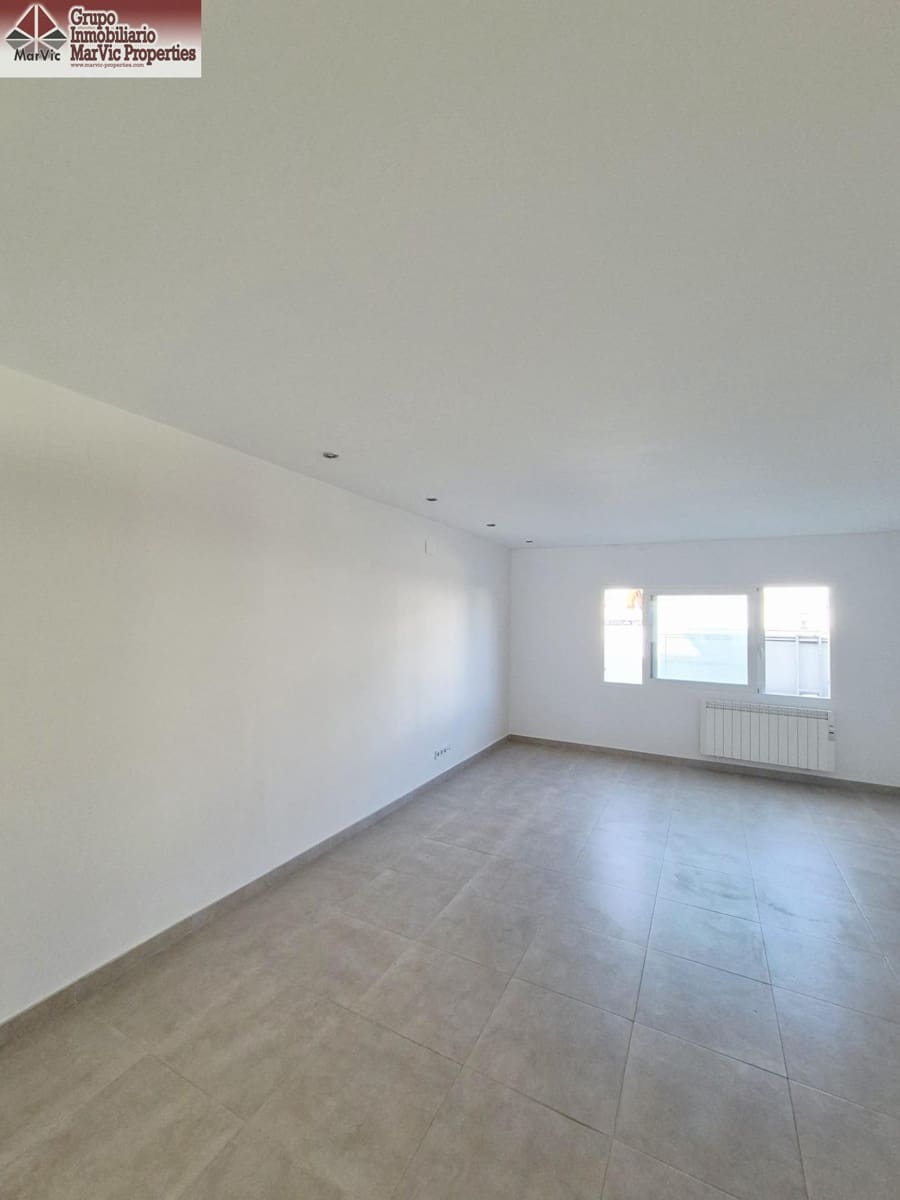 4 soveværelse Semi-Rækkehus til salg i Albir med swimmingpool garage - € 899.000 (Ref: 9541153)