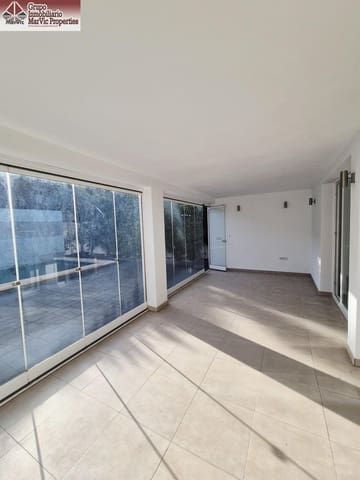4 soveværelse Semi-Rækkehus til salg i Albir, Alfaz del Pi / L'Alfàs del Pi med swimmingpool garage - € 899.000 (Ref: 9541153)