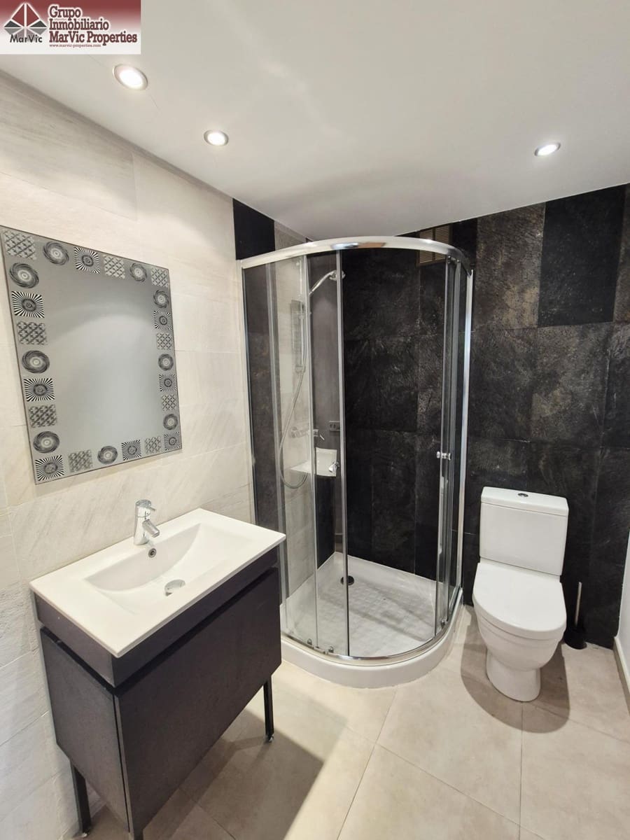 4 soveværelse Semi-Rækkehus til salg i Albir med swimmingpool garage - € 899.000 (Ref: 9541153)