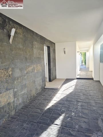 4 soveværelse Semi-Rækkehus til salg i Albir, Alfaz del Pi / L'Alfàs del Pi med swimmingpool garage - € 899.000 (Ref: 9541153)