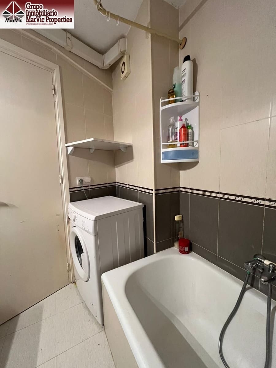 1 soverom Leilighet til salgs i Benidorm med svømmebasseng - € 136 500 (Ref: 9548269)