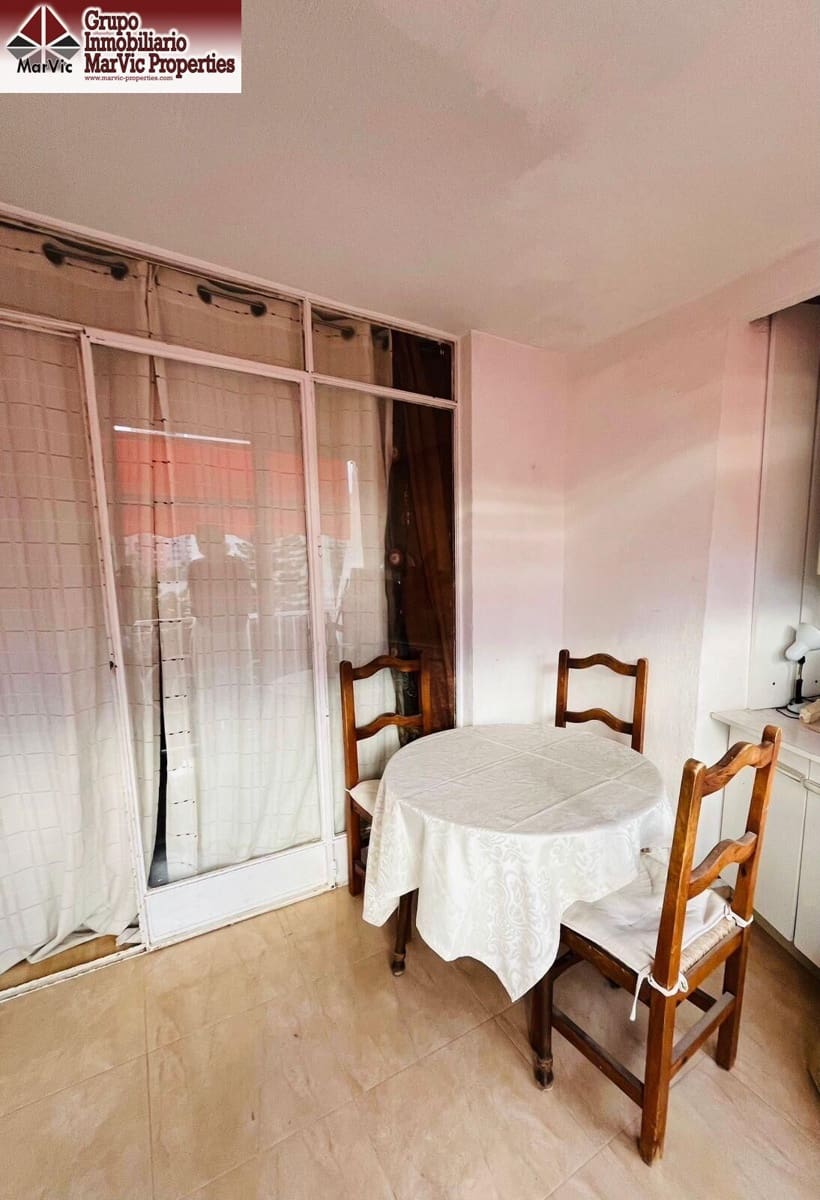 1 soverom Leilighet til salgs i Benidorm med svømmebasseng - € 136 500 (Ref: 9548269)