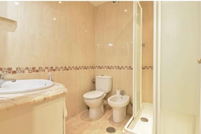 4 makuuhuone Asunto myytävänä paikassa Levante, Benidorm - 295 000 € (Ref: 9551594)