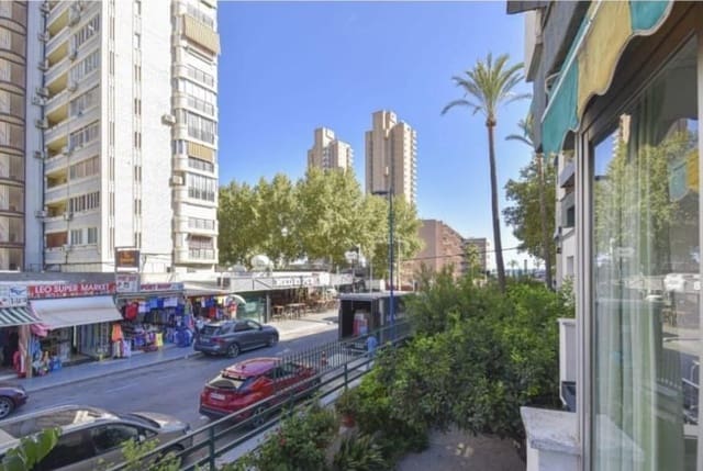 4 makuuhuone Asunto myytävänä paikassa Levante, Benidorm - 295 000 € (Ref: 9551594)