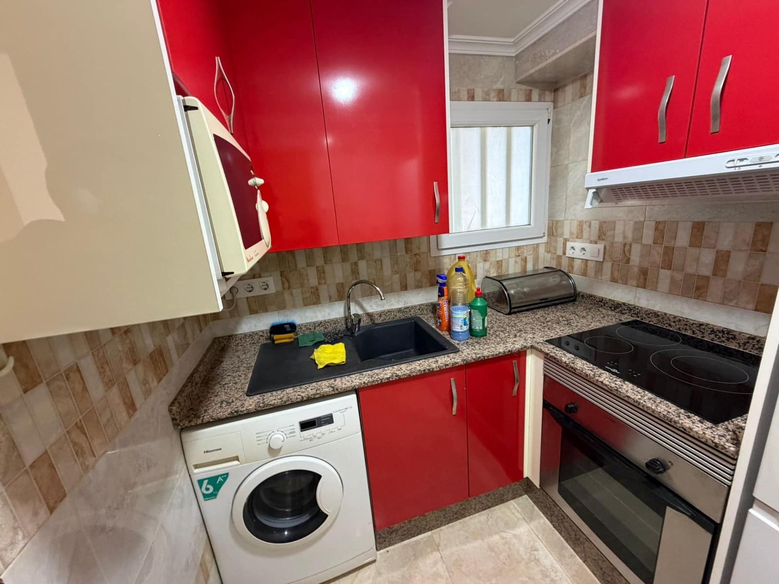 1 soverom Leilighet til salgs i Benidorm med svømmebasseng - € 195 000 (Ref: 9555908)