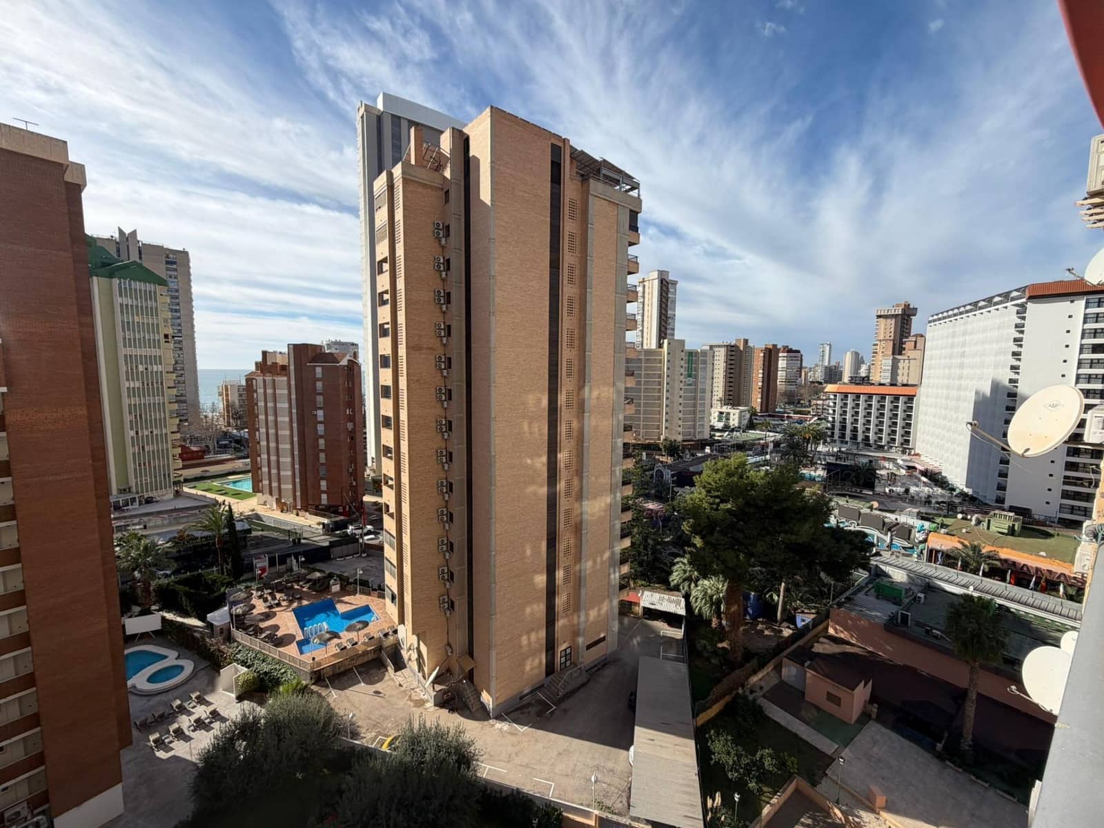 1 soverom Leilighet til salgs i Benidorm med svømmebasseng - € 195 000 (Ref: 9555908)