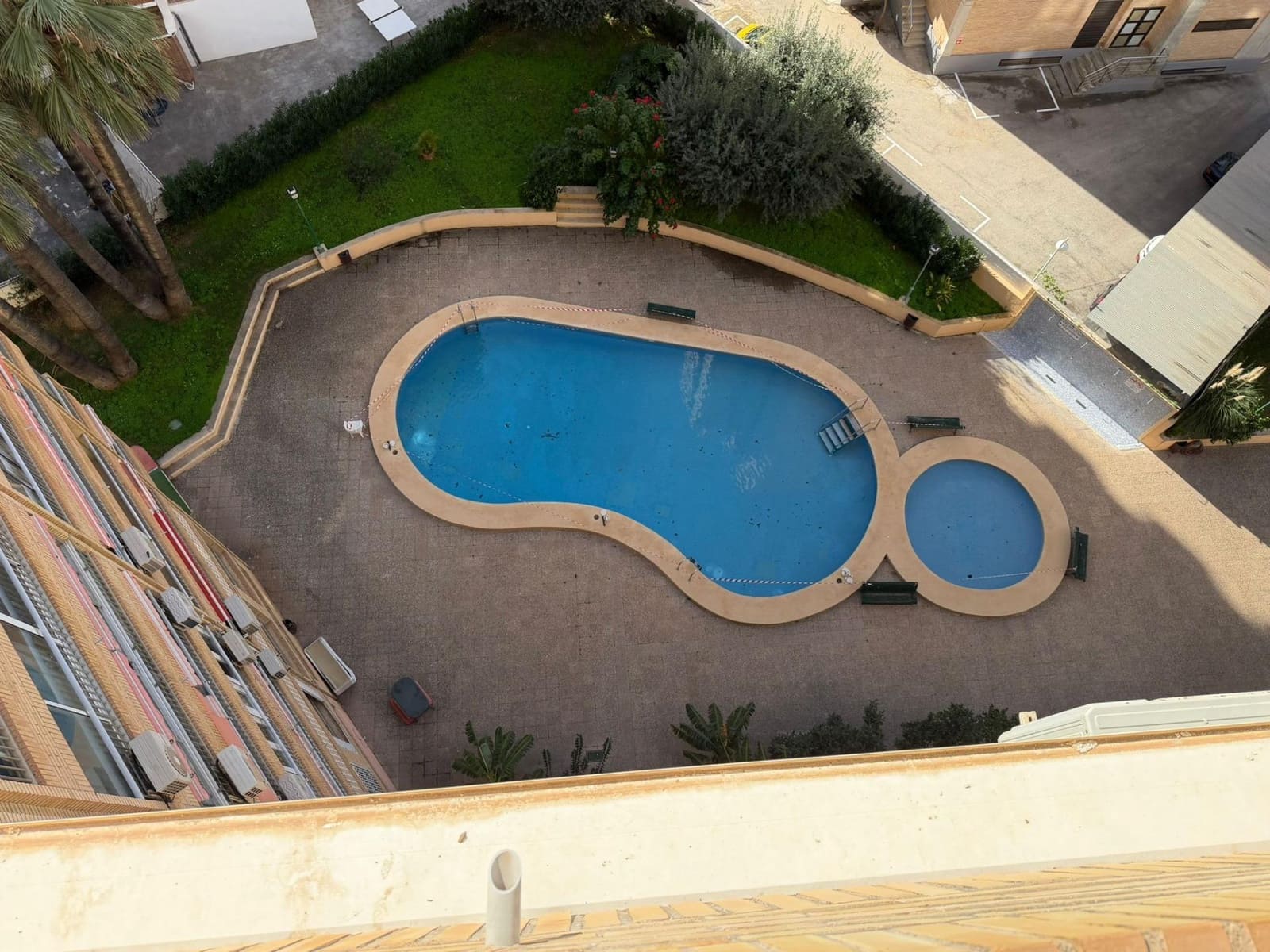 1 soverom Leilighet til salgs i Benidorm med svømmebasseng - € 195 000 (Ref: 9555908)