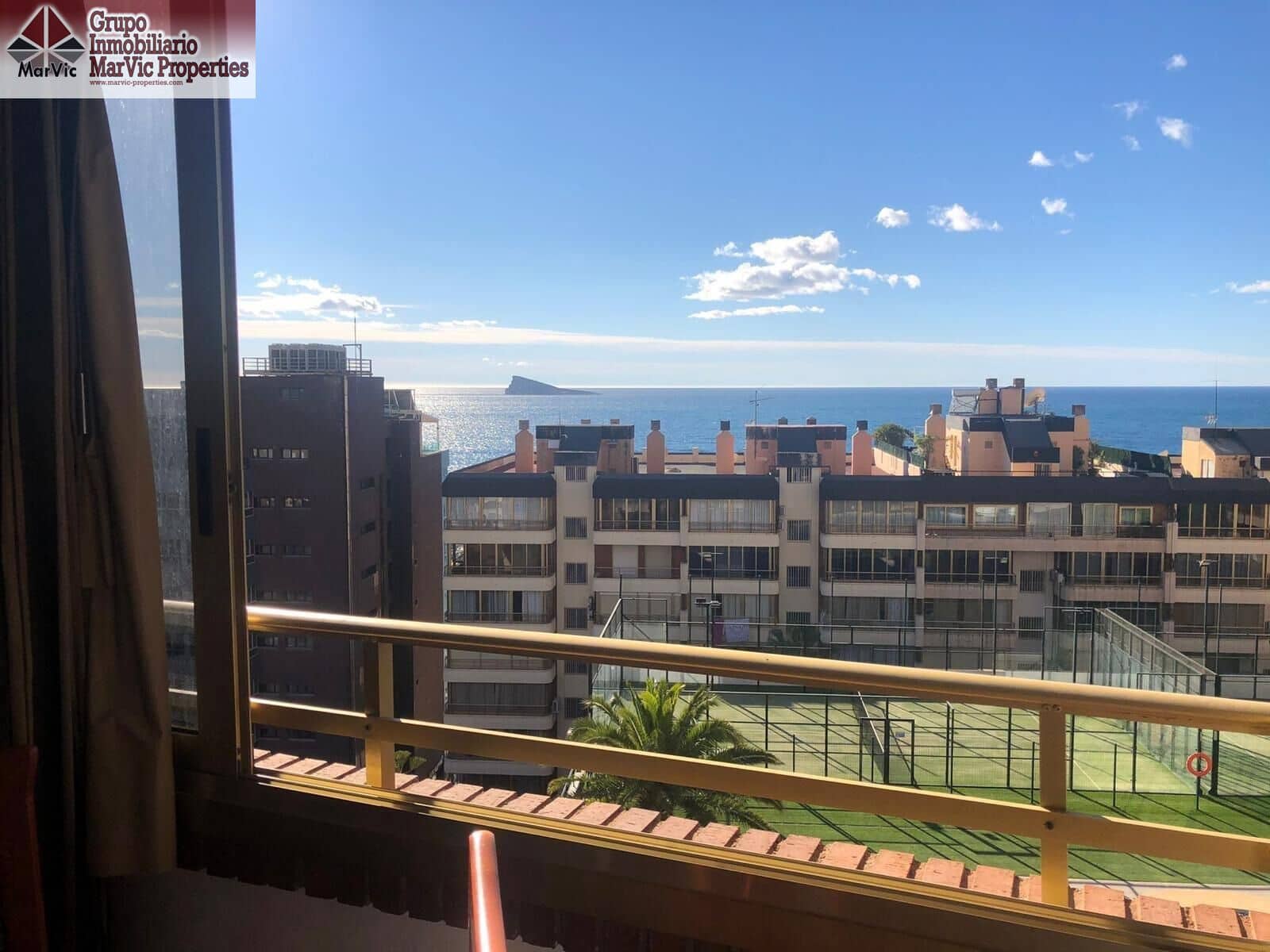 2 sypialnia Mieszkanie do wynajęcia w Benidorm z basenem garażem - 1 100 € (Ref: 9561853)