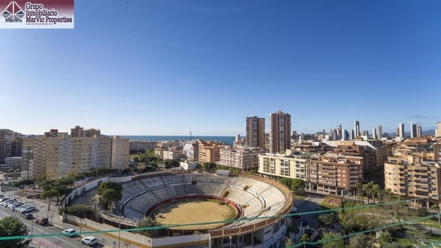 2 soverom Leilighet til salgs i Juzgados - Plaza de Toros, Benidorm med svømmebasseng - € 190 000 (Ref: 9561854)