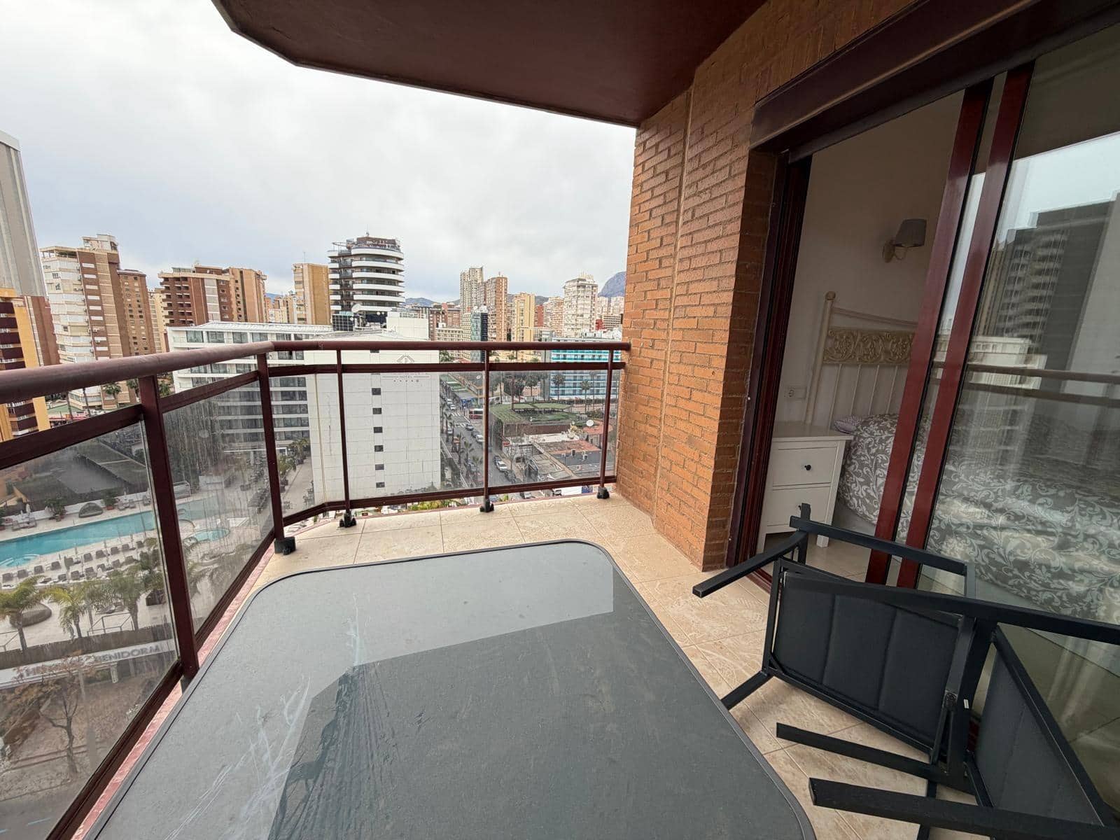 2 sypialnia Apartament na sprzedaż w Benidorm z basenem garażem - 260 000 € (Ref: 9565298)