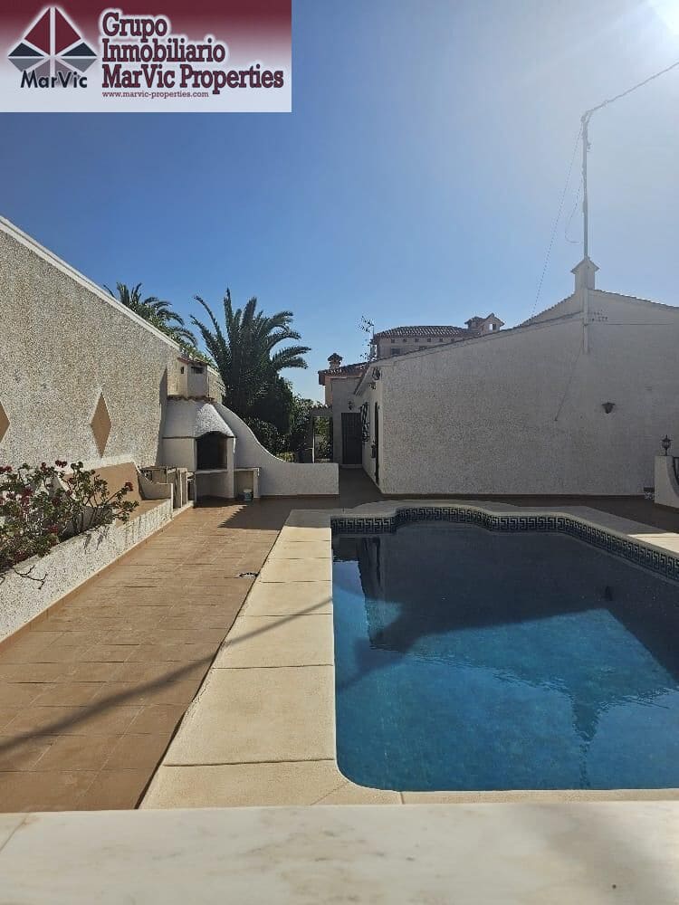 5 soveværelse Villa til salg i Albir med swimmingpool - € 580.000 (Ref: 9568708)