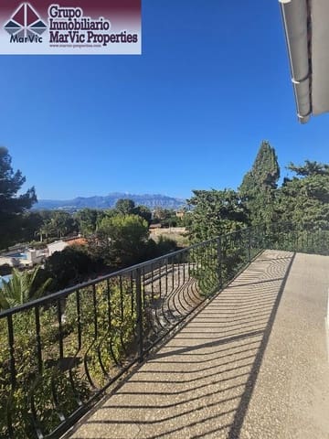 5 soveværelse Villa til salg i Albir, Alfaz del Pi / L'Alfàs del Pi med swimmingpool - € 580.000 (Ref: 9568708)