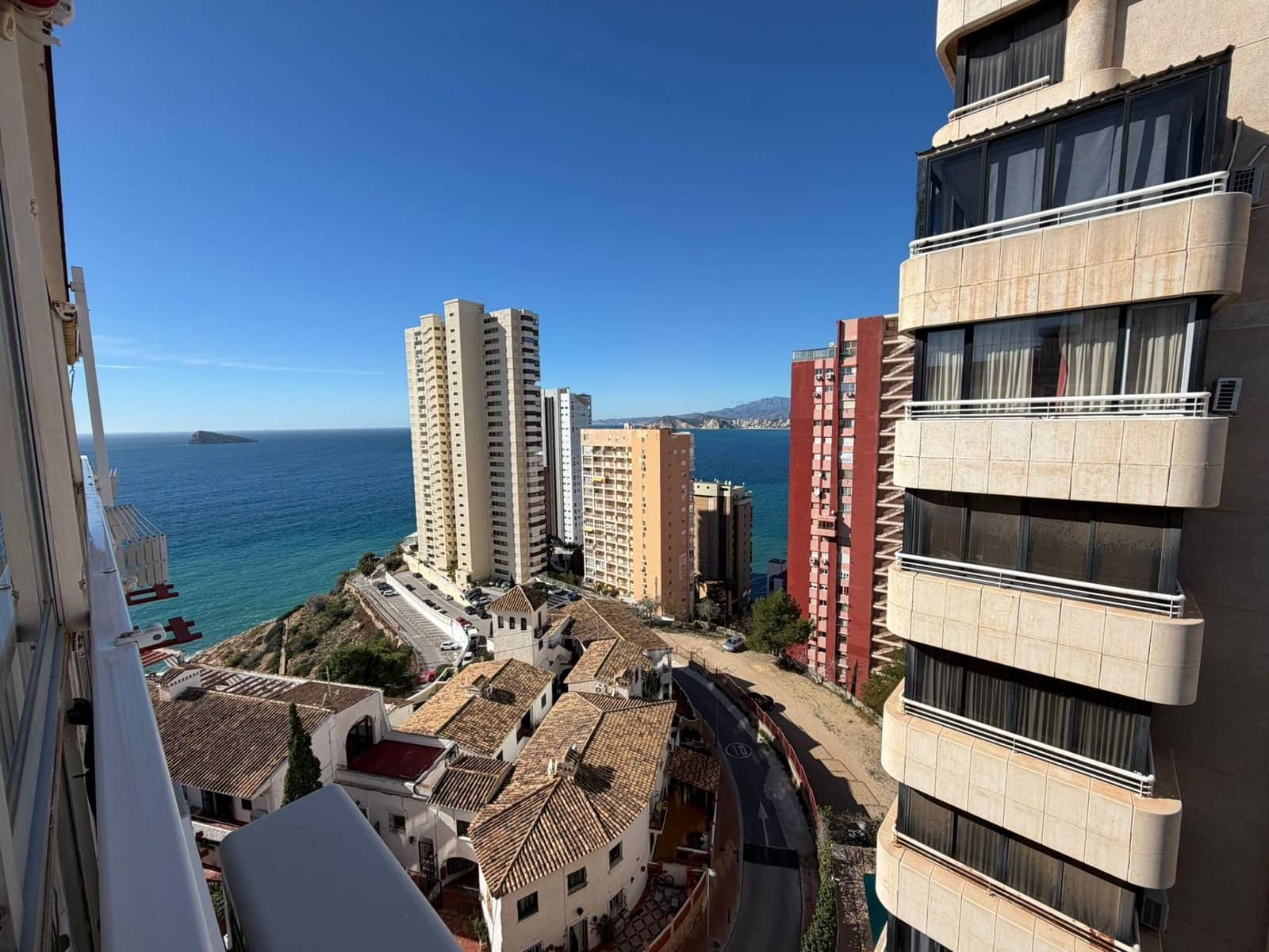 1 soveværelse Lejlighed til salg i Benidorm med swimmingpool - € 136.000 (Ref: 9571219)