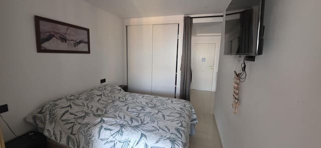 1 soveværelse Lejlighed til salg i Benidorm med swimmingpool - € 225.000 (Ref: 9574657)