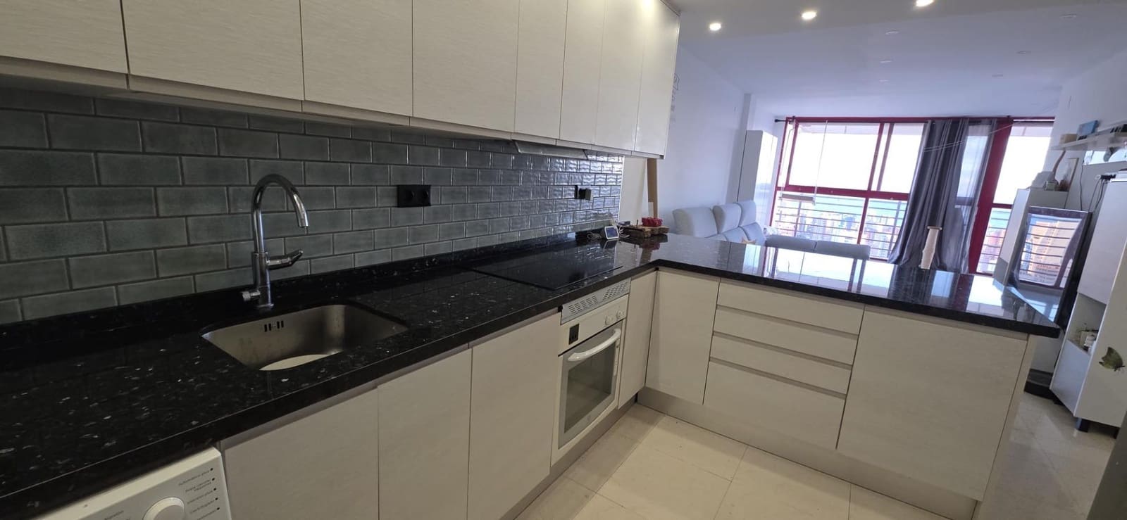 1 soveværelse Lejlighed til salg i Benidorm med swimmingpool - € 225.000 (Ref: 9574657)