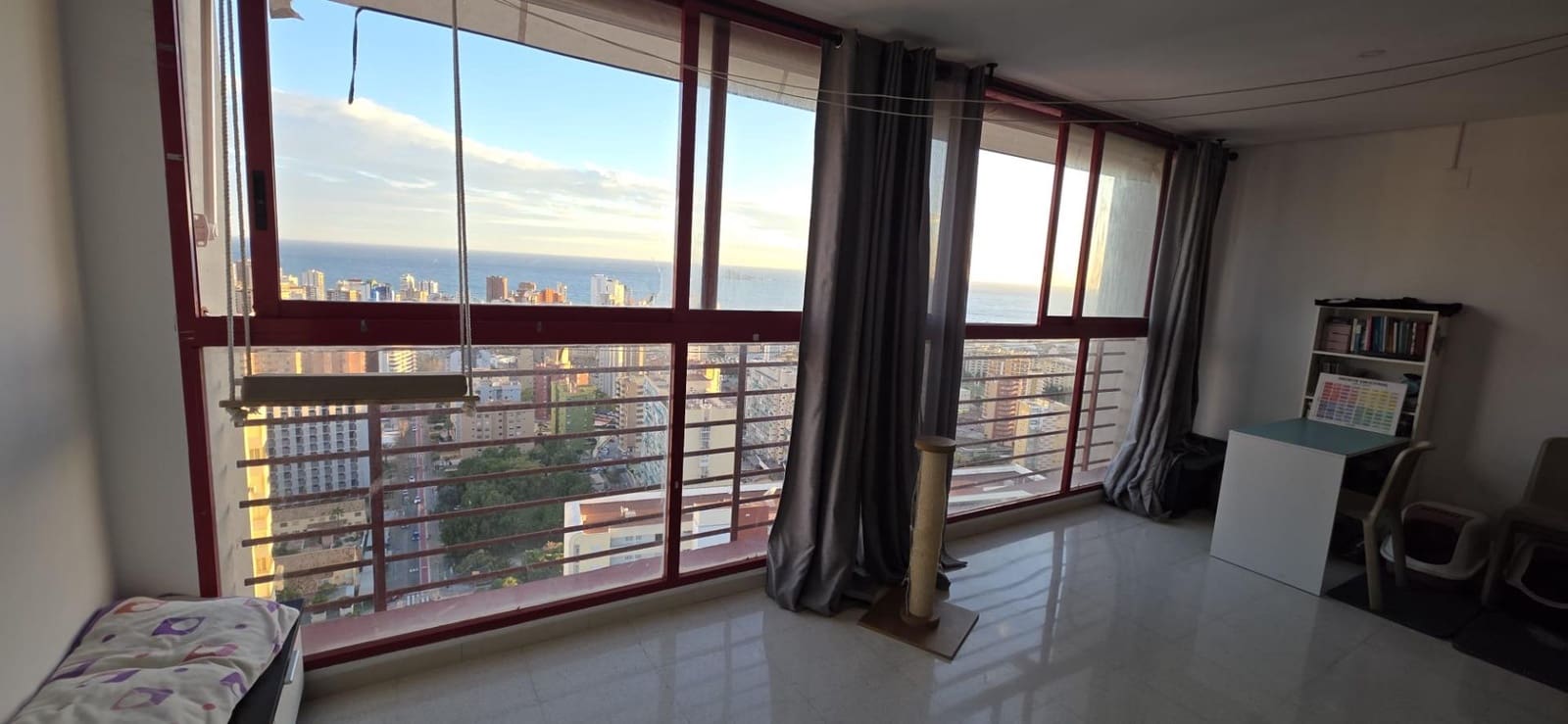 1 soveværelse Lejlighed til salg i Benidorm med swimmingpool - € 225.000 (Ref: 9574657)
