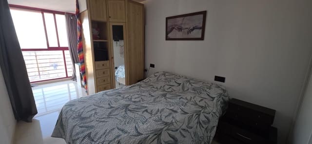 1 soveværelse Lejlighed til salg i Benidorm med swimmingpool - € 225.000 (Ref: 9574657)