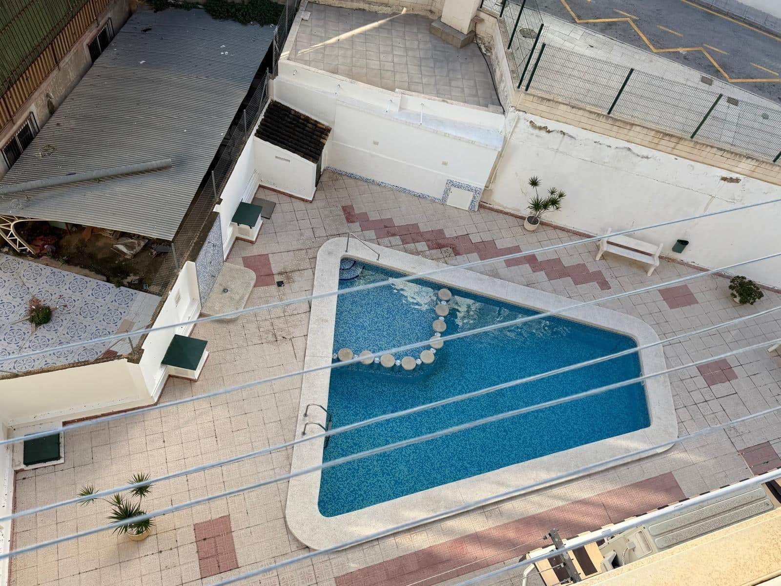 Studio til salg i Benidorm med swimmingpool - € 126.000 (Ref: 9574659)
