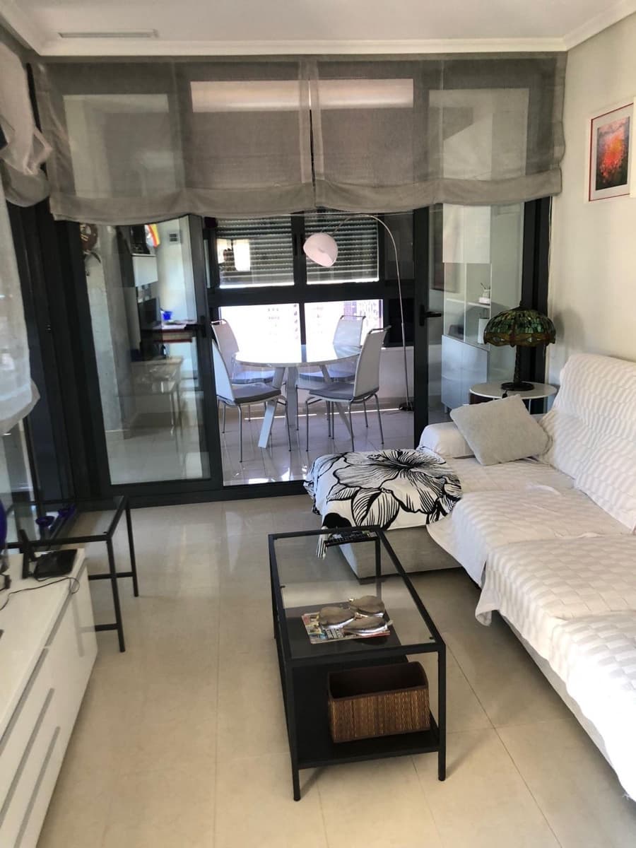 Apartamento de 2 habitaciones en Benidorm en venta con piscina garaje - 365.000 € (Ref: 9574660)