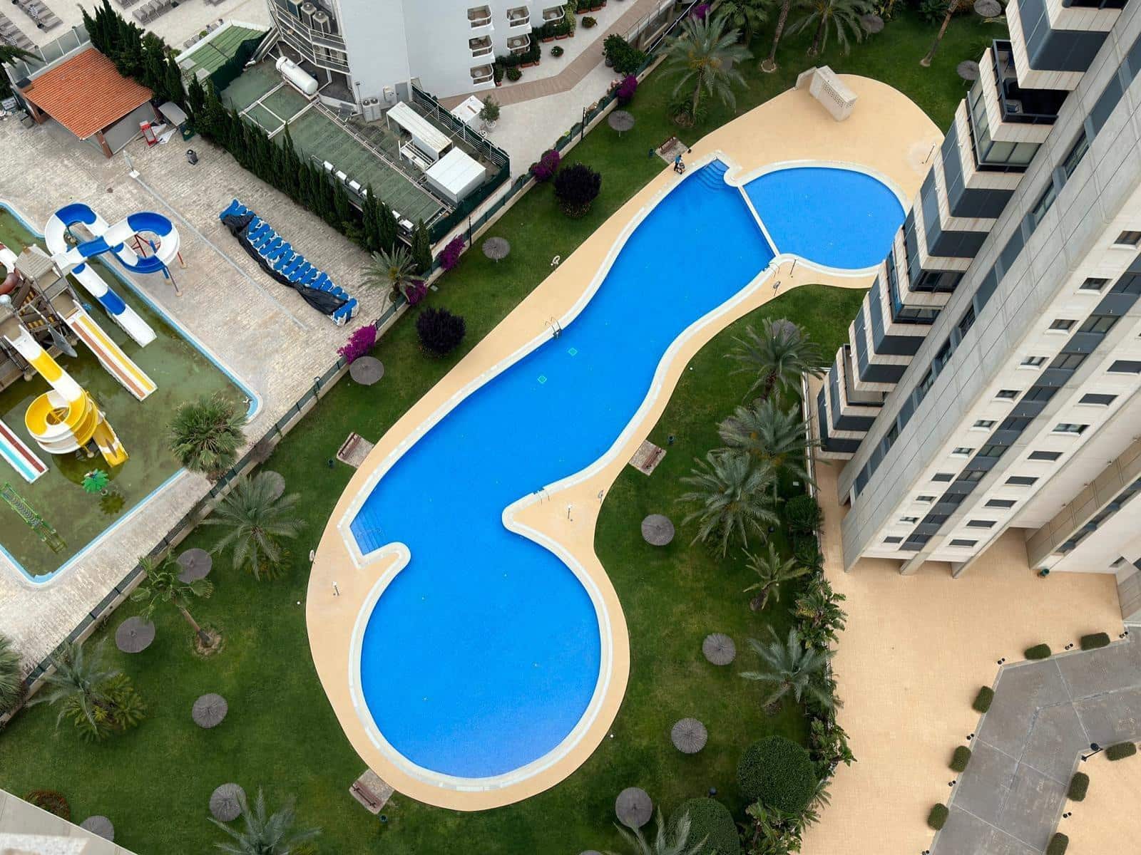 Apartamento de 2 habitaciones en Benidorm en venta con piscina garaje - 365.000 € (Ref: 9574660)