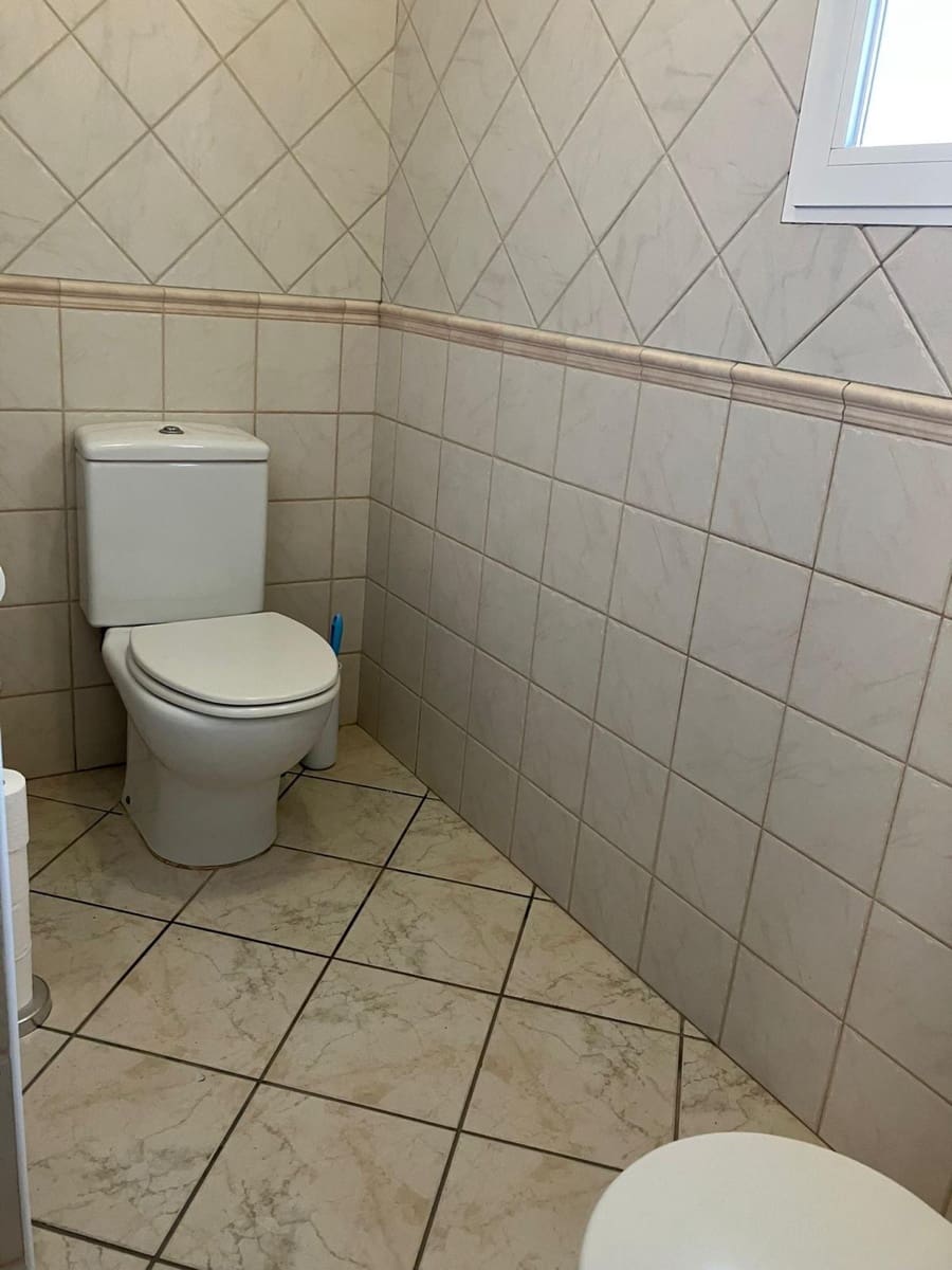 3 makuuhuone Huvila myytävänä paikassa La Nucia mukana uima-altaan 
autotalli - 609 000 € (Ref: 9582981)