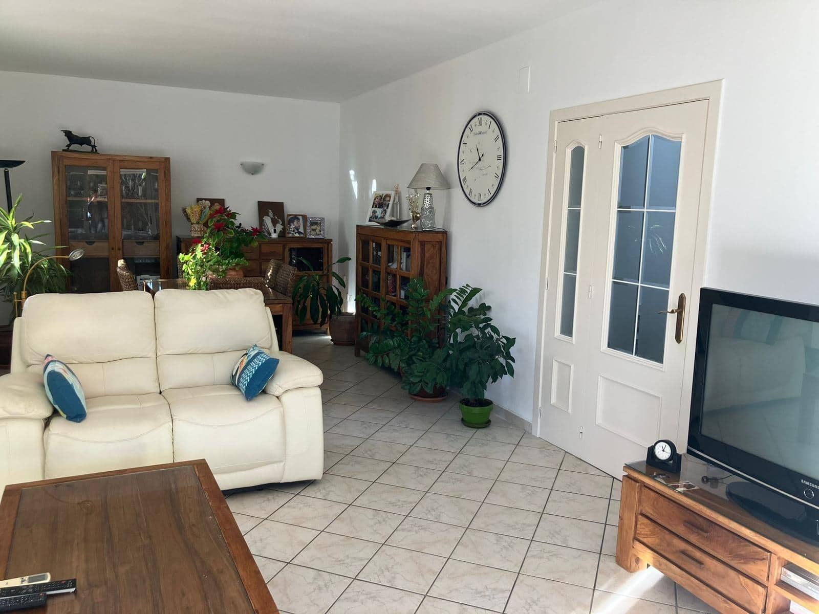 3 makuuhuone Huvila myytävänä paikassa La Nucia mukana uima-altaan 
autotalli - 609 000 € (Ref: 9582981)