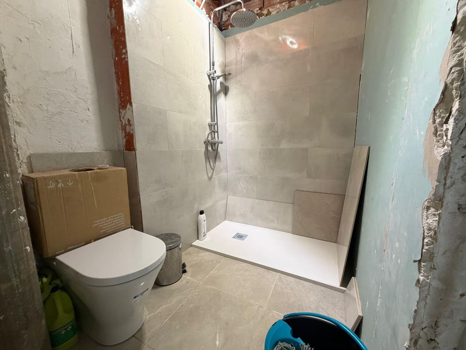 Studio til salg i Benidorm med swimmingpool - € 85.000 (Ref: 9591351)