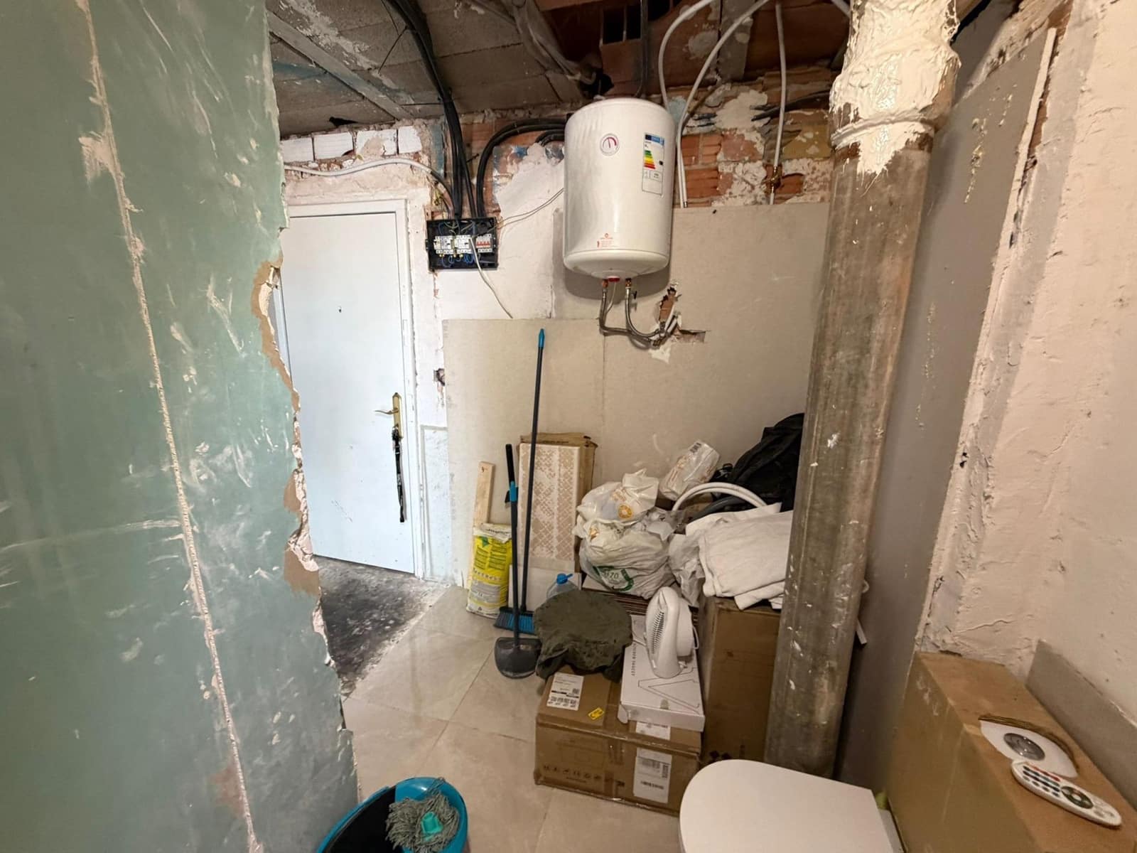 Studio til salg i Benidorm med swimmingpool - € 85.000 (Ref: 9591351)