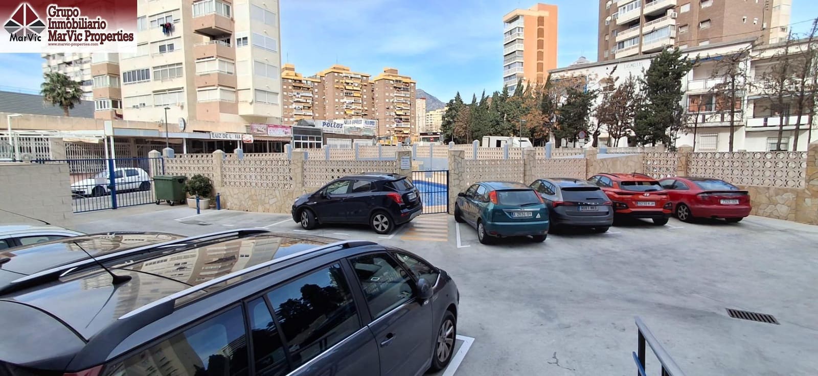 Studio till salu i Benidorm med pool - 136 000 € (Ref: 9605011)