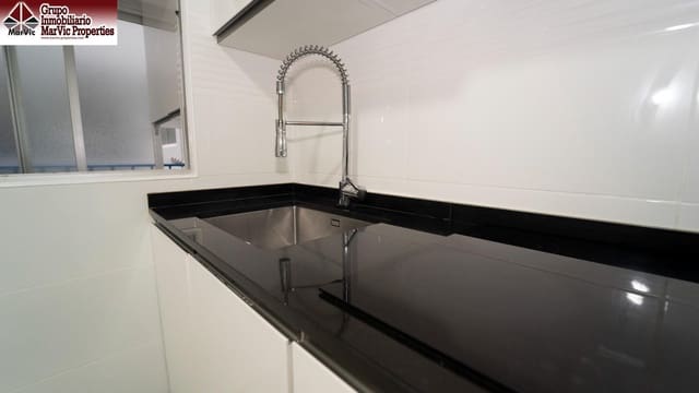 4 soveværelse Lejlighed til salg i Centro Urbano, Benidorm - € 299.000 (Ref: 9608113)