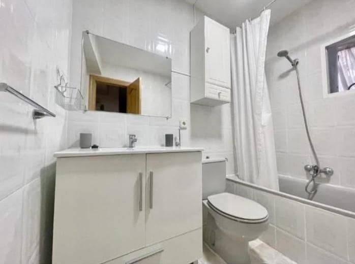 Piso de 3 habitaciones en Benidorm en venta - 284.000 € (Ref: 9625726)