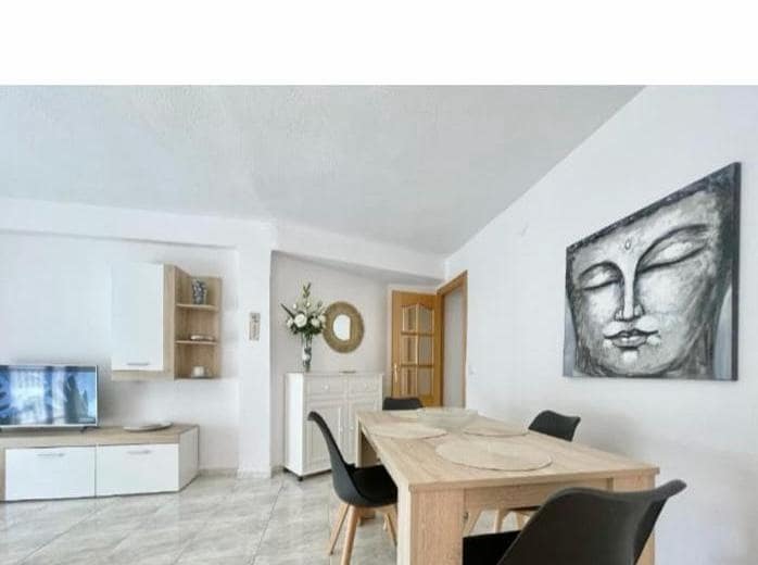 Piso de 3 habitaciones en Benidorm en venta - 284.000 € (Ref: 9625726)