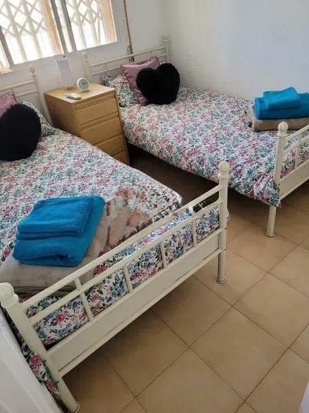 4 sypialnia Dom blizniak na sprzedaż w Benidorm z basenem - 419 000 € (Ref: 9625727)