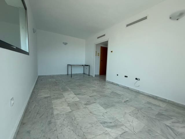 Apartamento de 2 habitaciones en Rincón Alto, Benidorm en venta con piscina garaje - 395.000 € (Ref: 9627595)