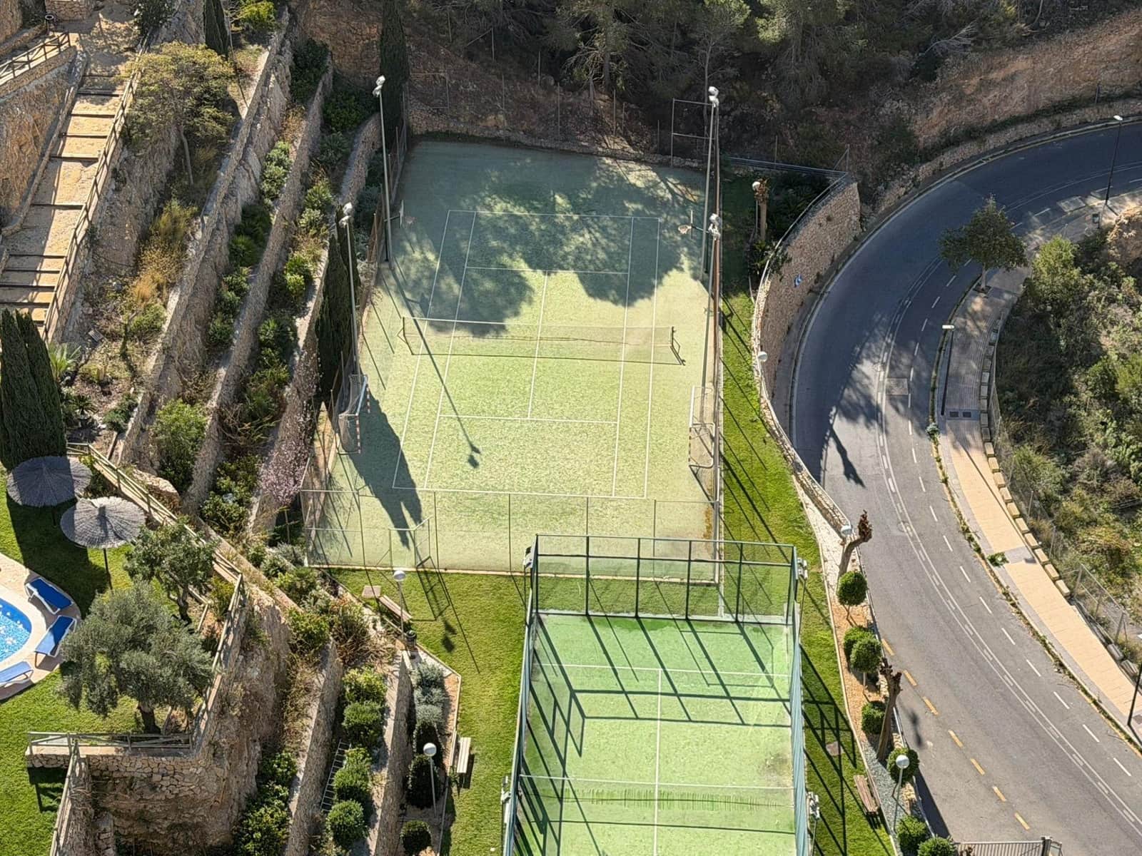 Apartamento de 2 habitaciones en Benidorm en venta con piscina garaje - 395.000 € (Ref: 9627595)