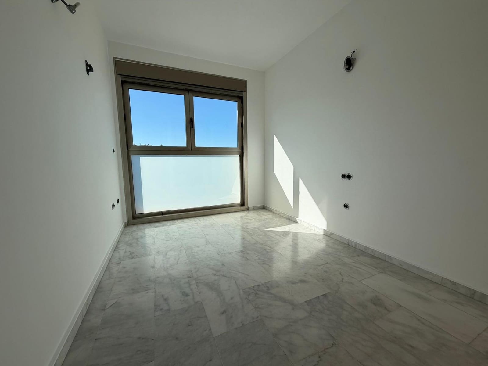 2 chambre Appartement à vendre à Benidorm avec piscine garage - 395 000 € (Ref: 9627595)