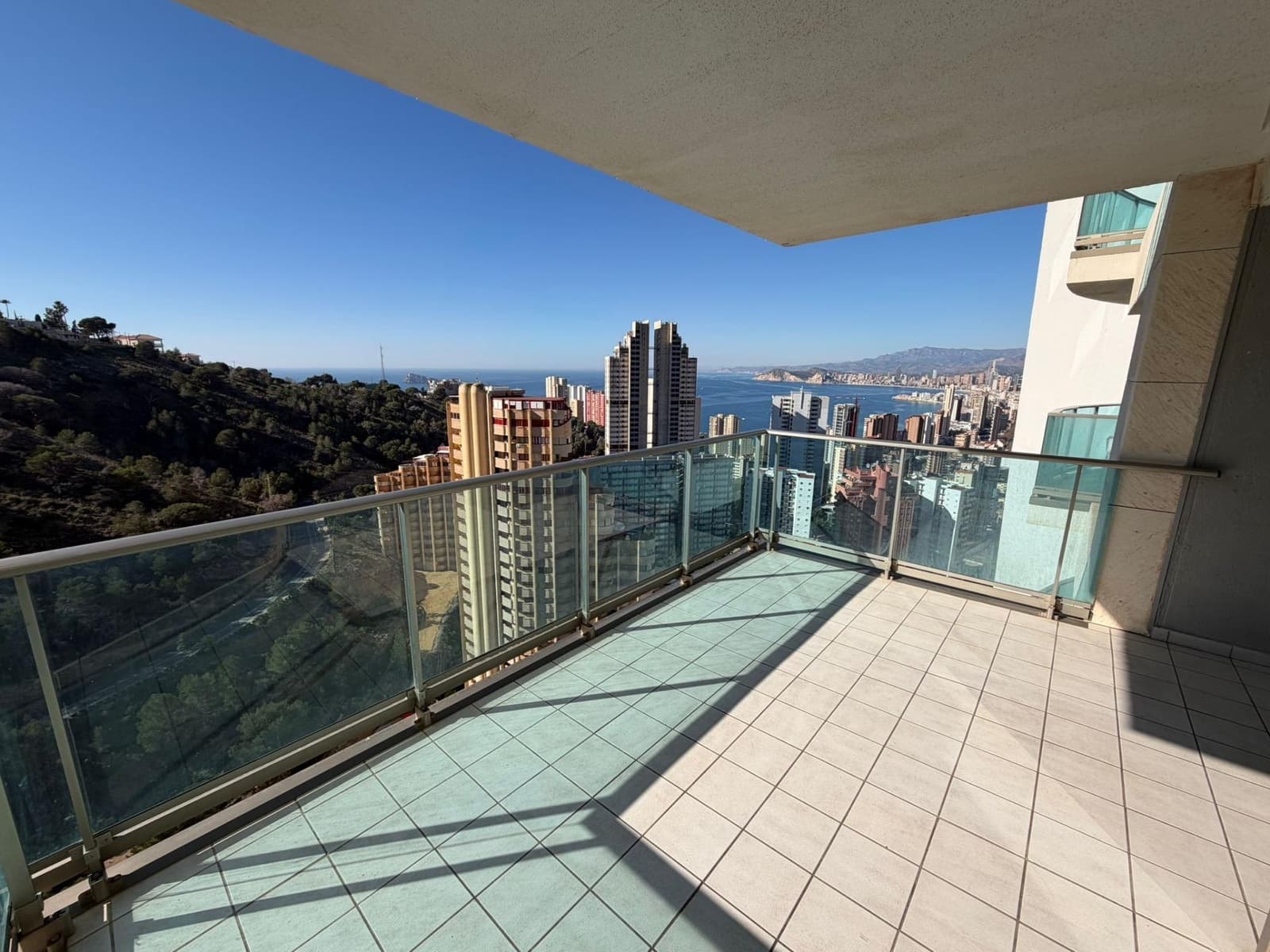 2 chambre Appartement à vendre à Benidorm avec piscine garage - 395 000 € (Ref: 9627595)