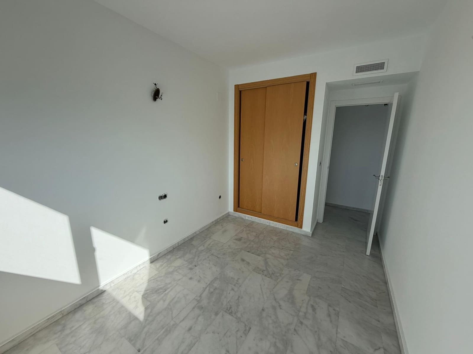 2 chambre Appartement à vendre à Benidorm avec piscine garage - 395 000 € (Ref: 9627595)