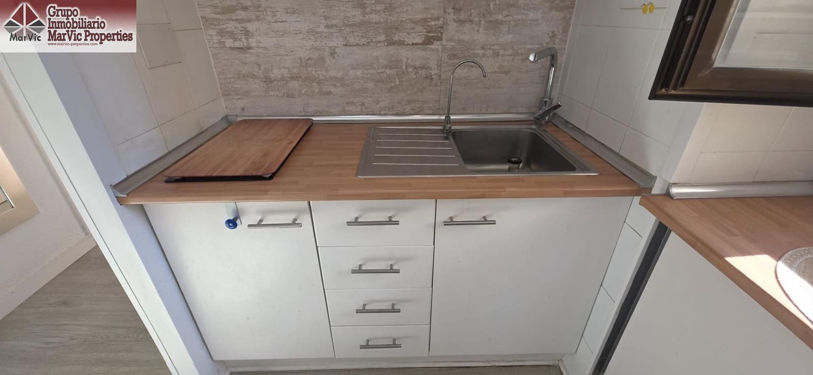 2 bedroom Flat for sale in Benidorm with pool - € 235,000 (Ref: 9630022)