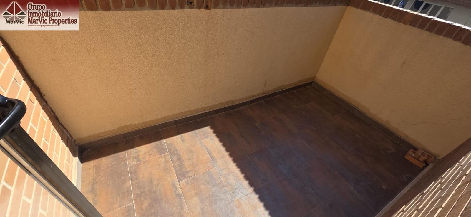 2 bedroom Flat for sale in Benidorm with pool - € 235,000 (Ref: 9630022)