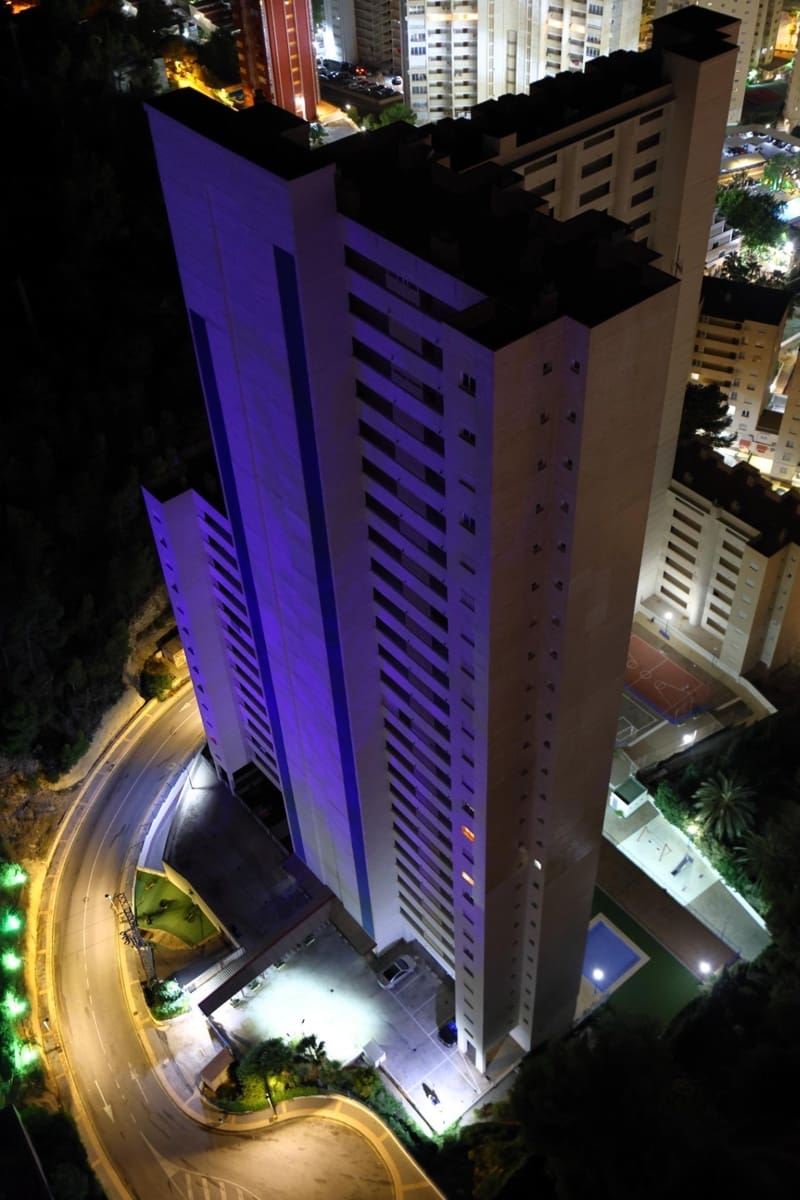 2 Zimmer Penthouse zu verkaufen in Benidorm mit Pool - 890.000 € (Ref: 9634332)