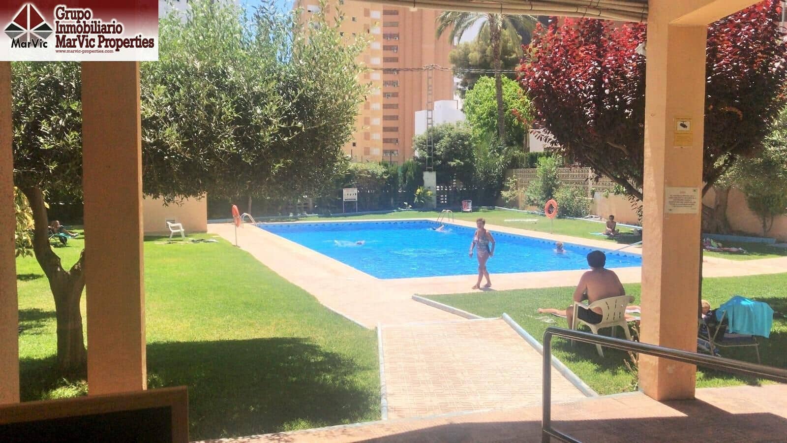 Estúdio para venda em Benidorm com piscina - 130 000 € (Ref: 9639505)