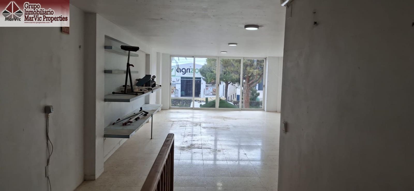 Kommersiell till salu i Altea - 315 000 € (Ref: 9648200)