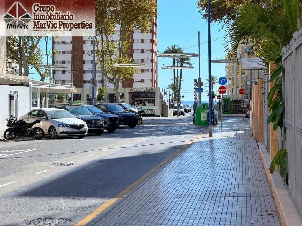 1 soveværelse Lejlighed til salg i Benidorm med swimmingpool - € 147.900 (Ref: 9652050)