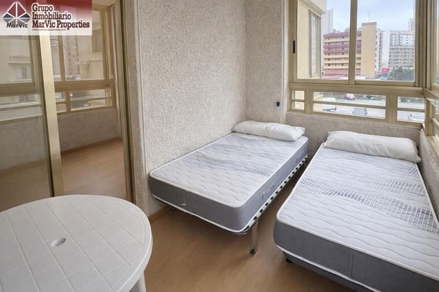 2 soveværelse Lejlighed til salg i Levante, Benidorm med swimmingpool - € 169.900 (Ref: 9652051)