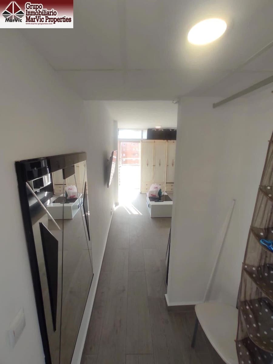 1 chambre Studio à vendre à Benidorm avec piscine - 89 500 € (Ref: 9656145)