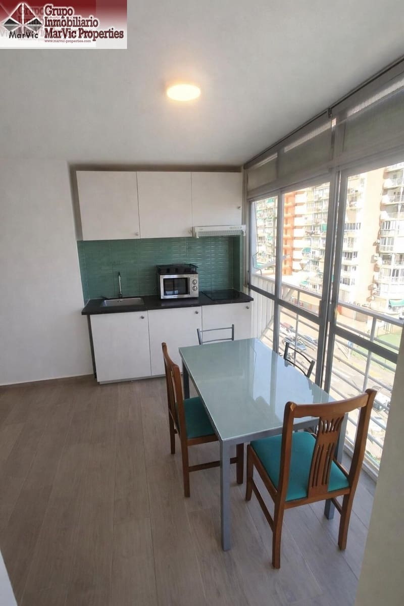 1 chambre Studio à vendre à Benidorm avec piscine - 89 500 € (Ref: 9656145)