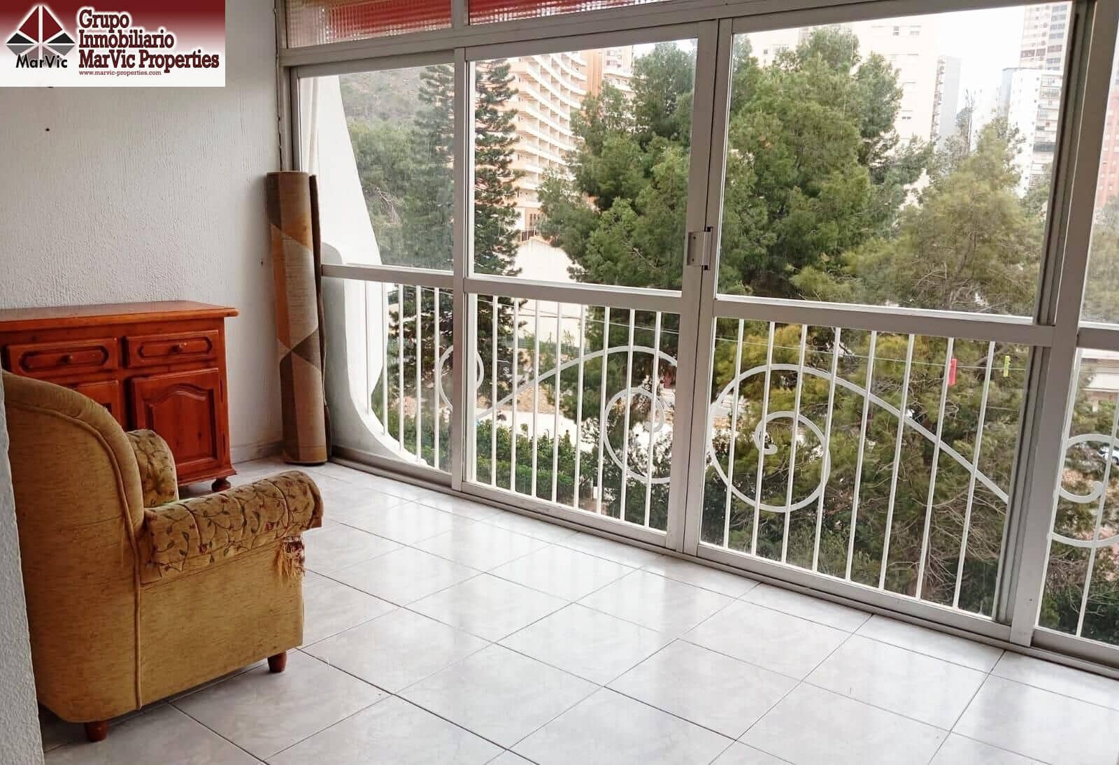 2 quarto Apartamento para venda em Benidorm com piscina - 159 000 € (Ref: 9656146)